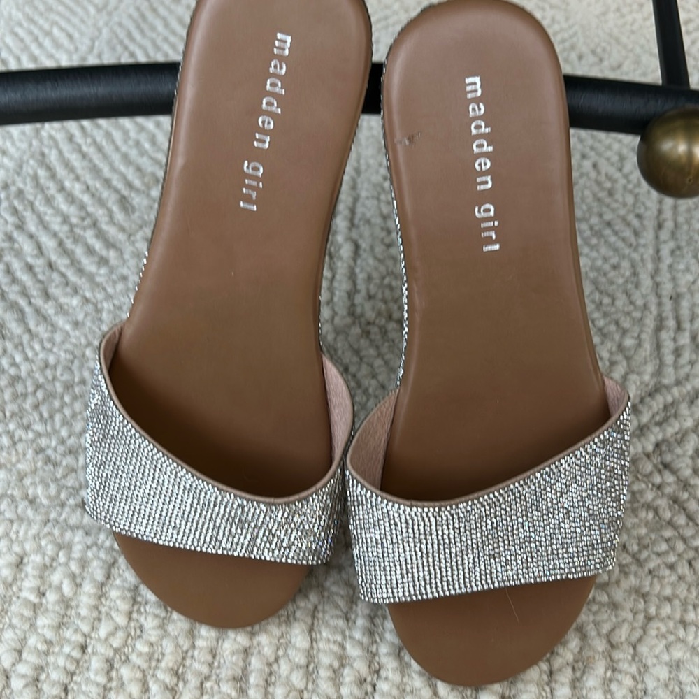 Perfect for before or after a special event sandals!